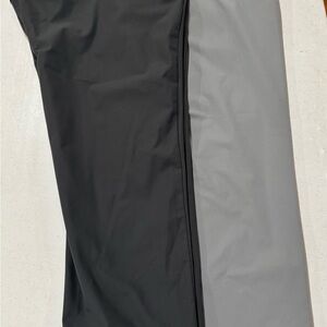 2 Pack Fabletics Black and Gray Pants